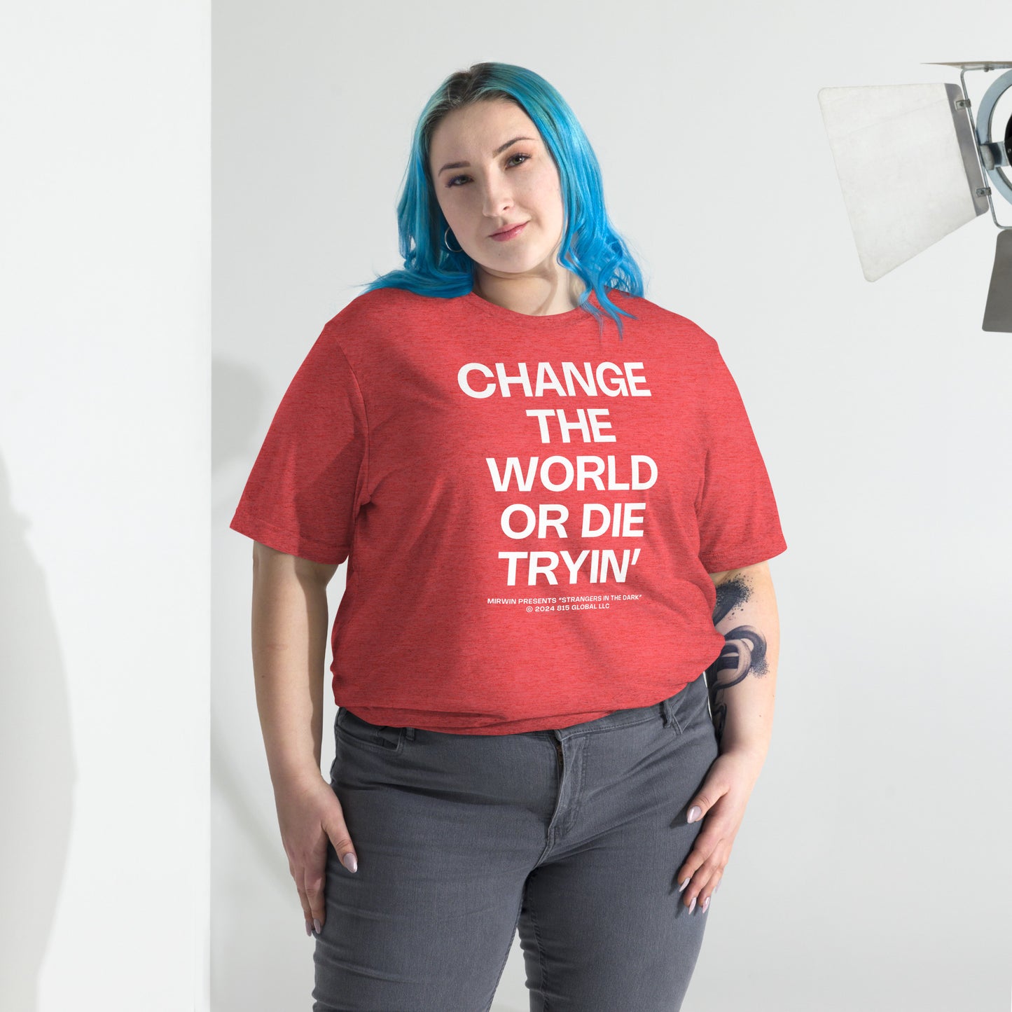 STRANGERS ART SHORT SLEEVE T-SHIRT